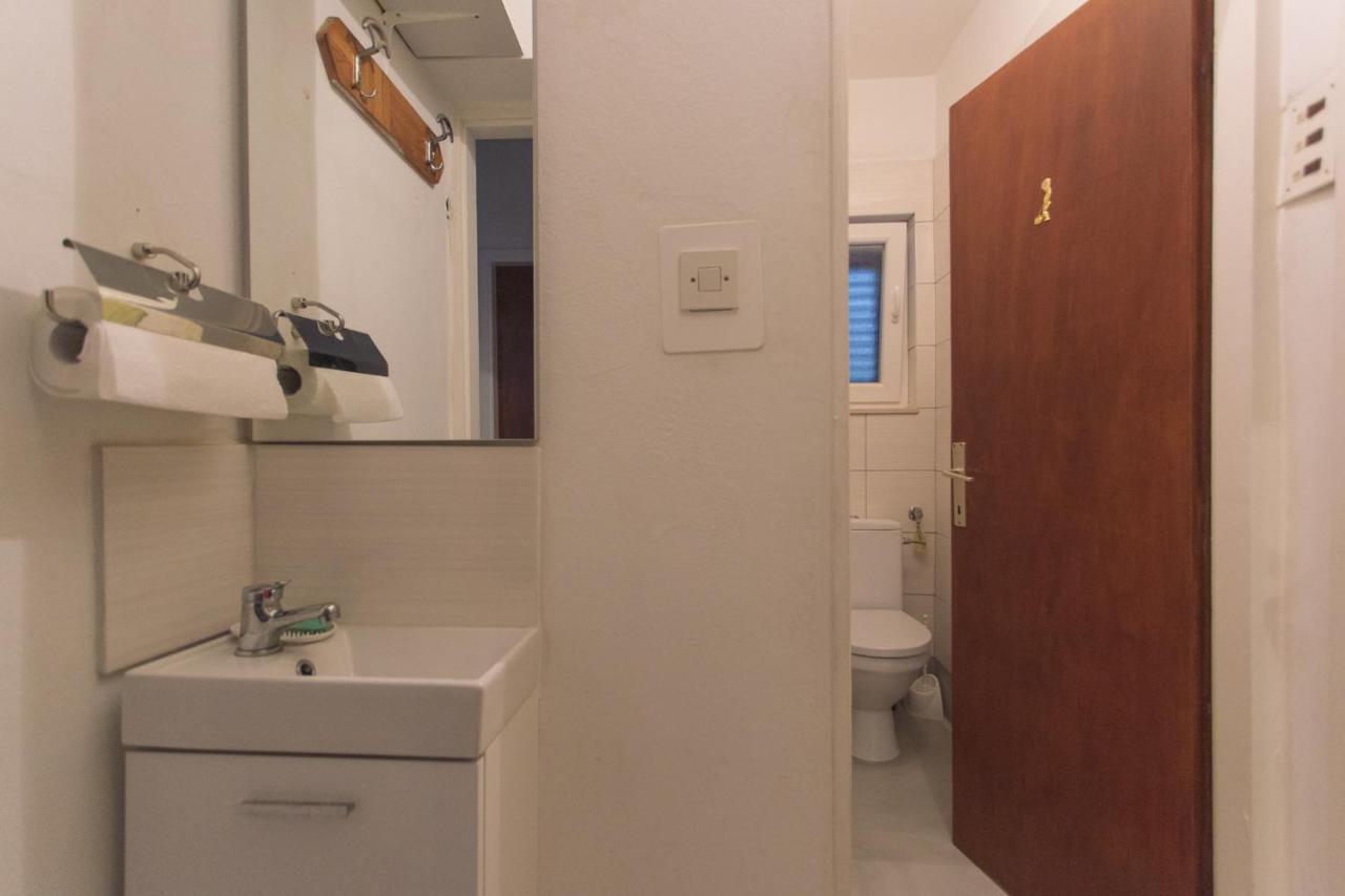 Kiwi Apartments Gornji Karin Dış mekan fotoğraf