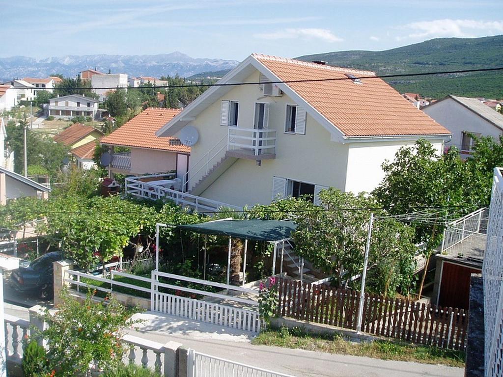 Kiwi Apartments Gornji Karin Dış mekan fotoğraf