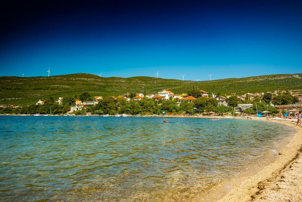 Kiwi Apartments Gornji Karin Dış mekan fotoğraf