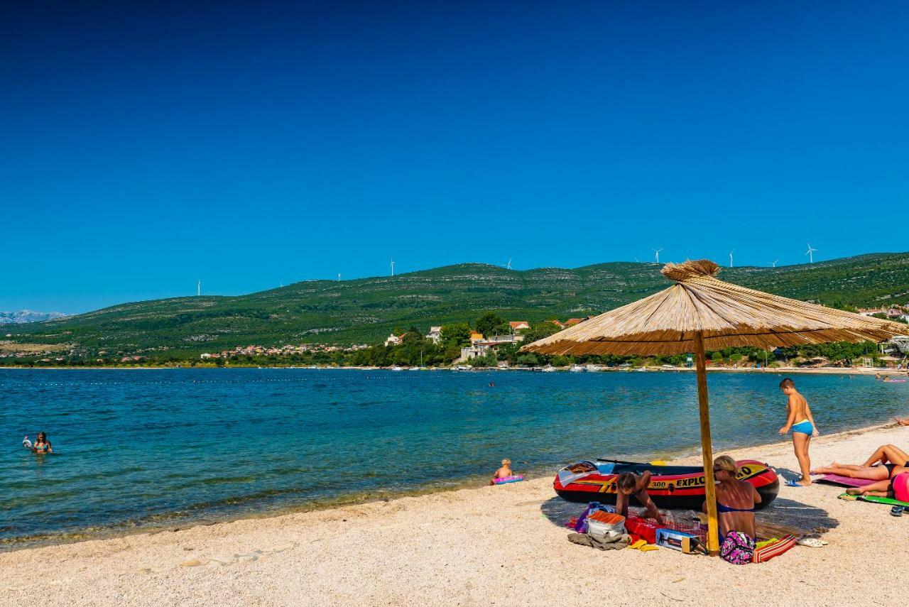 Kiwi Apartments Gornji Karin Dış mekan fotoğraf