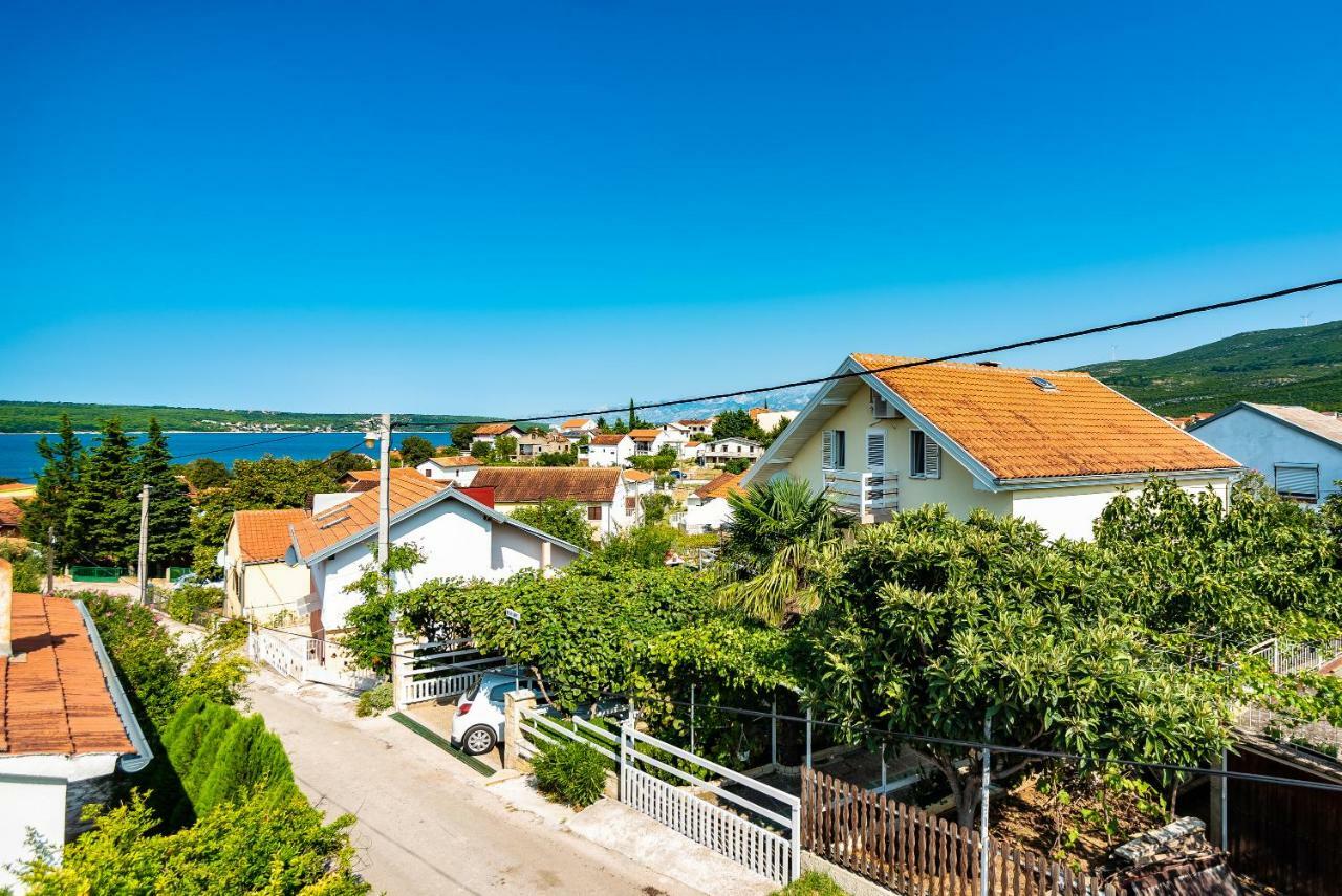 Kiwi Apartments Gornji Karin Dış mekan fotoğraf