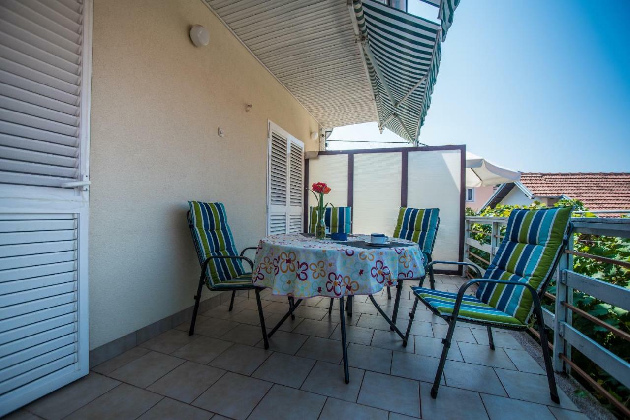 Kiwi Apartments Gornji Karin Dış mekan fotoğraf