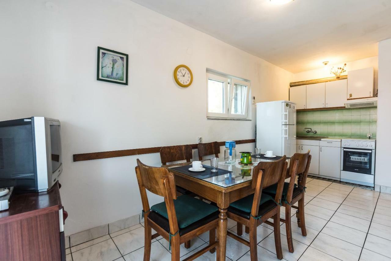 Kiwi Apartments Gornji Karin Dış mekan fotoğraf