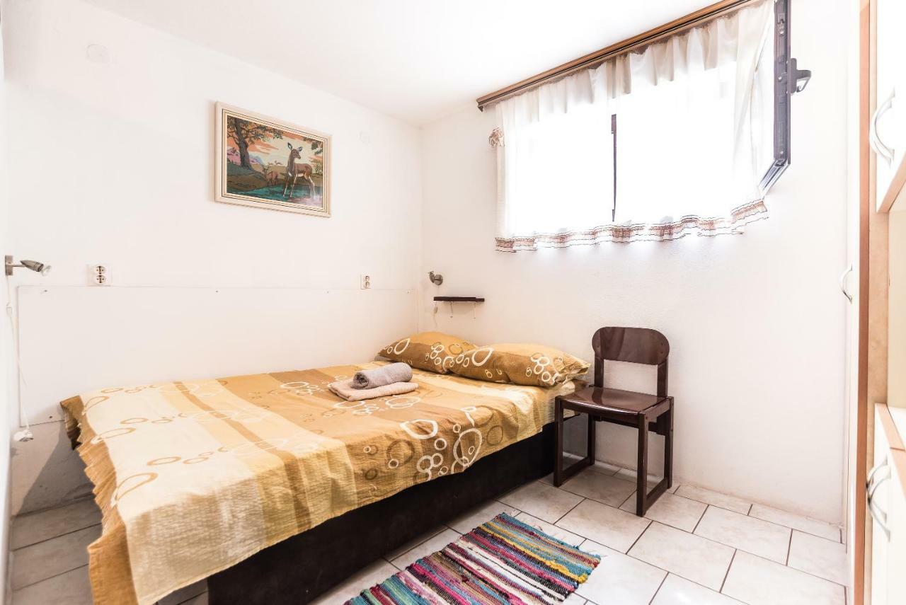 Kiwi Apartments Gornji Karin Dış mekan fotoğraf
