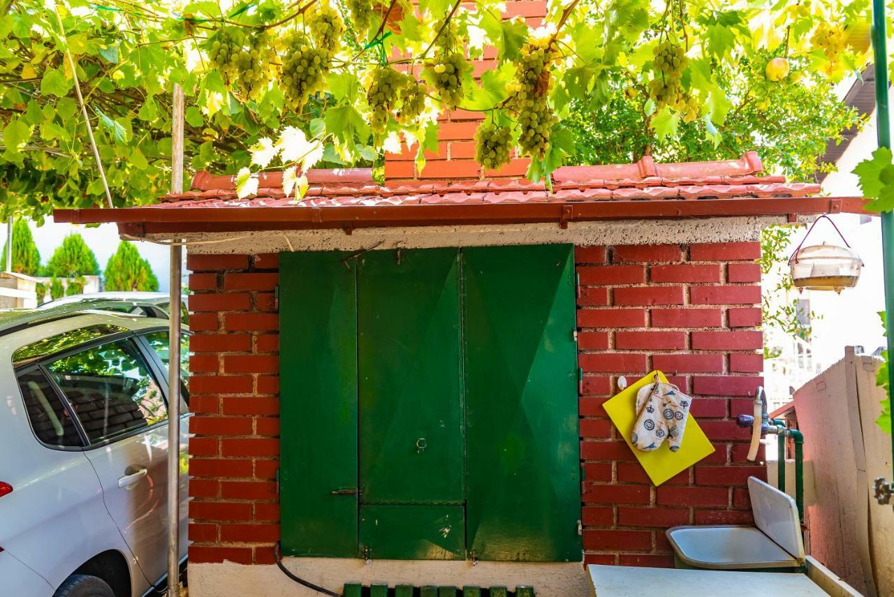 Kiwi Apartments Gornji Karin Dış mekan fotoğraf