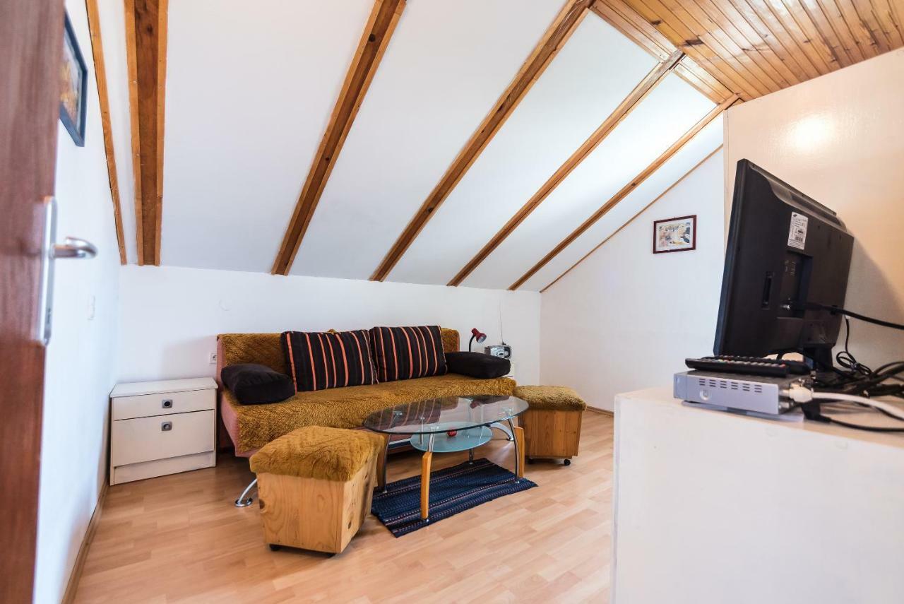 Kiwi Apartments Gornji Karin Dış mekan fotoğraf