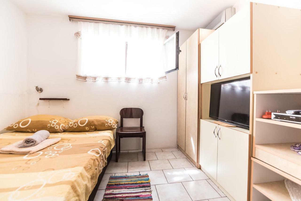 Kiwi Apartments Gornji Karin Dış mekan fotoğraf