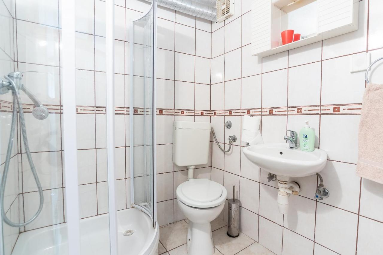 Kiwi Apartments Gornji Karin Dış mekan fotoğraf